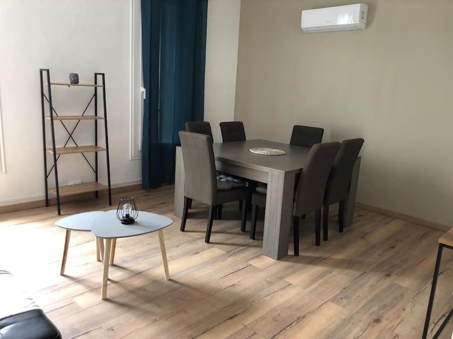 Appartement Spacieux Centre Ville Ривзалт Екстериор снимка