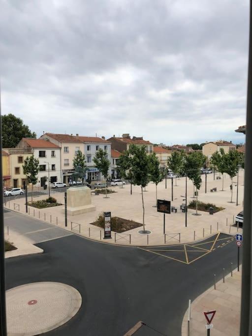 Appartement Spacieux Centre Ville Ривзалт Екстериор снимка